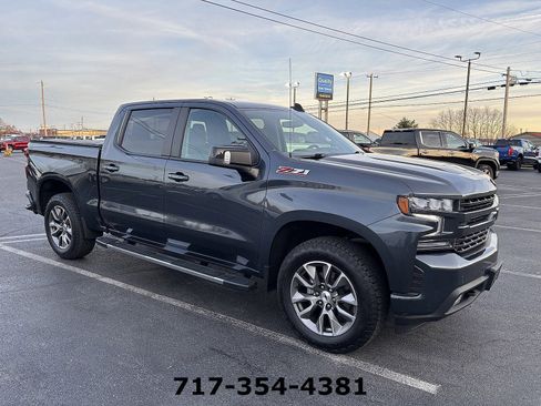 Used 2022 Chevrolet Silverado 1500 RST image 1