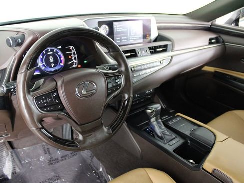 Used 2021 Lexus ES 350 w/ Premium Package image 17