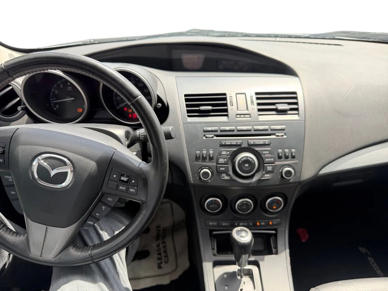 Used 2013 MAZDA MAZDA3 i Touring FWD image 13