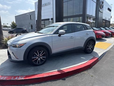 Used 2018 MAZDA CX-3 Touring w/ Preferred Equipment Package AWD/4WD image 4
