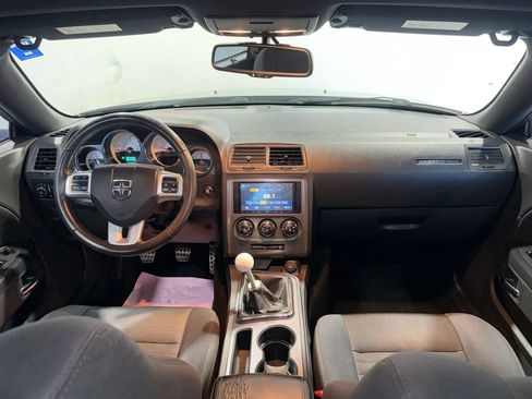 Used 2014 Dodge Challenger R/T RWD image 19