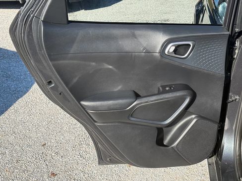 Used 2020 Kia Soul EX image 10