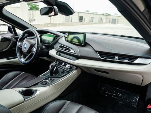 Used 2014 BMW i8 image 25