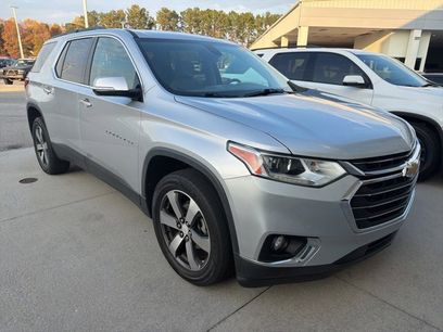 Used 2019 Chevrolet Traverse LT w/ LT Premium Package