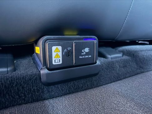 Used 2024 Kia EV6 GT-Line image 48