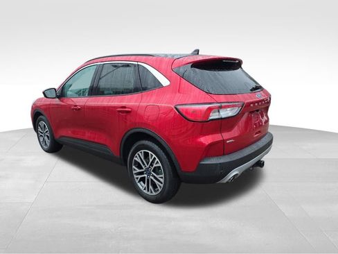 Certified 2020 Ford Escape SEL image 9