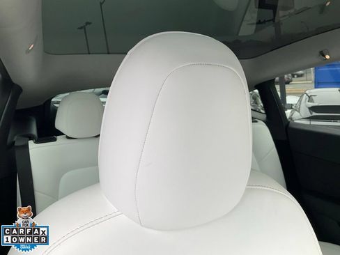 Used 2022 Tesla Model Y Long Range AWD/4WD image 63