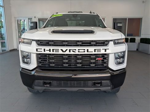 Used 2022 Chevrolet Silverado 2500 Custom w/ Custom Value Package image 2