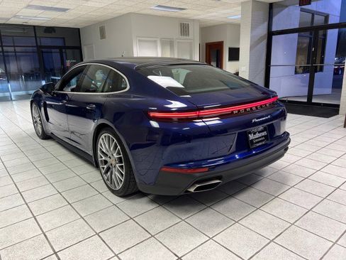 Used 2024 Porsche Panamera 4 image 40