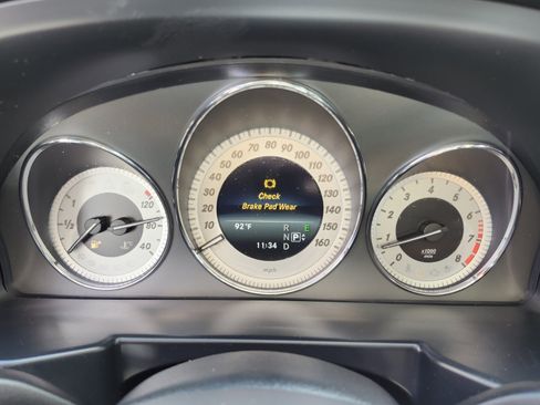 Used 2015 Mercedes-Benz GLK 350 2WD image 24