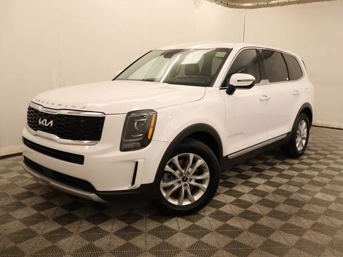 Used 2022 Kia Telluride LX FWD image 1