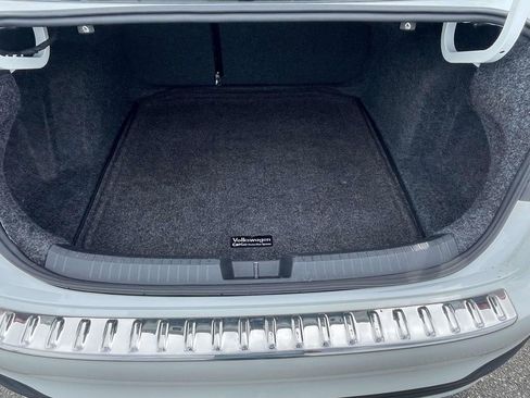 Certified 2024 Volkswagen Jetta Sport FWD image 8