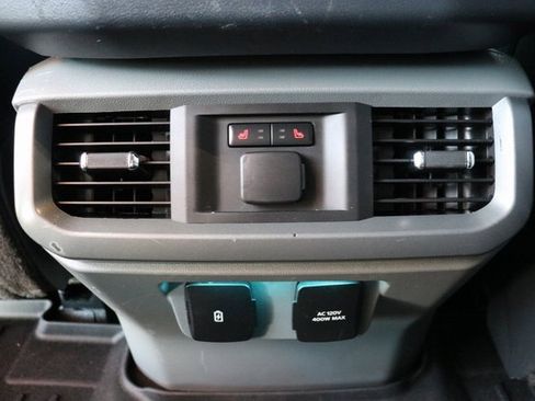 Used 2021 Ford F150 Lariat w/ Equipment Group 502A High image 12