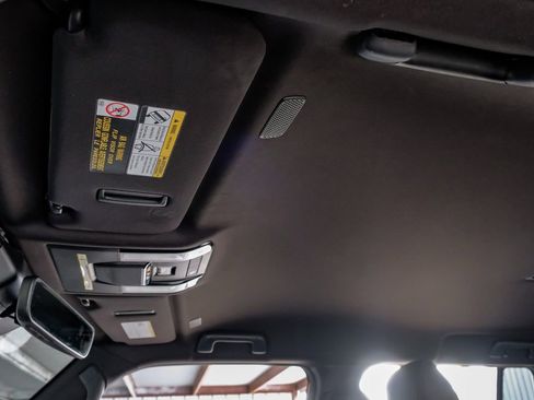 Used 2025 Lexus GX 550 image 28