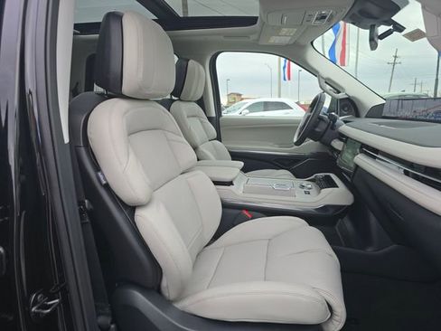 New 2026 Lincoln Navigator L Reserve AWD/4WD image 28