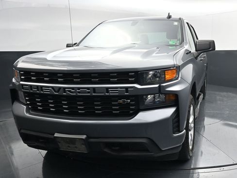 Used 2021 Chevrolet Silverado 1500 Custom AWD/4WD image 3