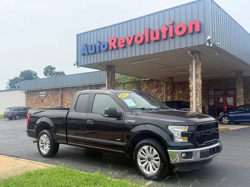 Used 2015 Ford F150 XLT w/ Equipment Group 301A Mid RWD image 1