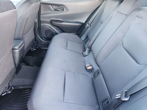 Used 2023 Toyota Prius LE image 19