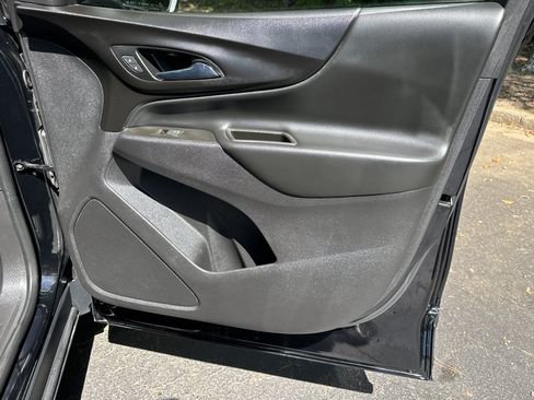 Used 2020 Chevrolet Equinox LT FWD image 13