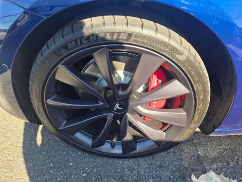 Used 2020 Tesla Model 3 Performance image 24