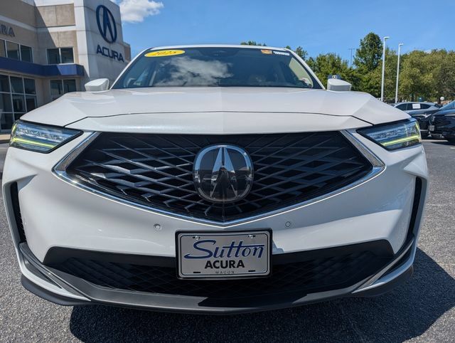 Used 2025 Acura MDX w/ Technology Package FWD image 3