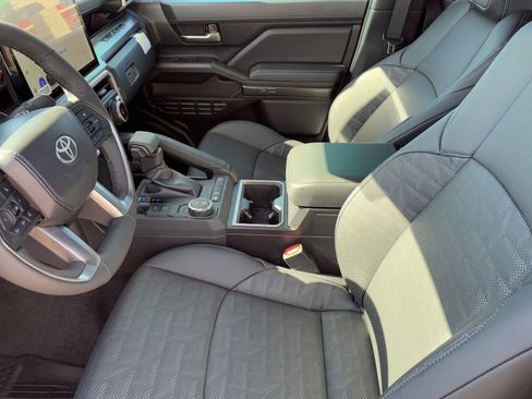 Certified 2025 Toyota Tacoma TRD Sport w/ TRD Sport Premium Package image 20