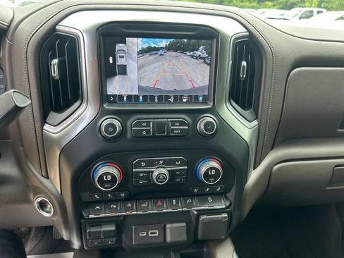 Used 2019 Chevrolet Silverado 1500 LTZ AWD/4WD image 14