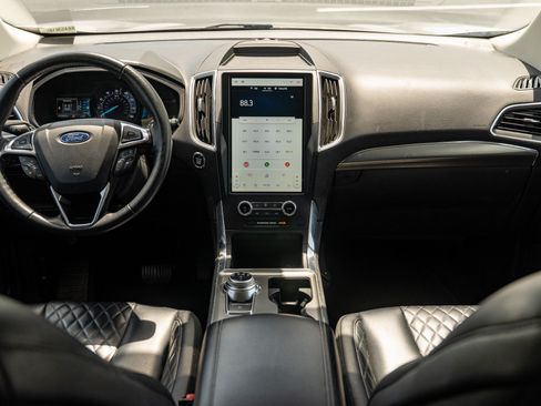 Used 2024 Ford Edge Titanium AWD/4WD image 19