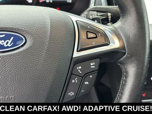 Used 2020 Ford Edge Titanium AWD/4WD image 16