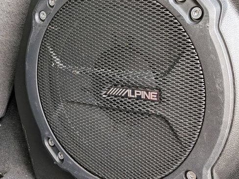 Certified 2022 Jeep Wrangler Unlimited Sport w/ Sun And Sound Package AWD/4WD image 7
