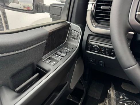 New 2026 Ford F250 Lariat w/ Black Appearance Package AWD/4WD image 31