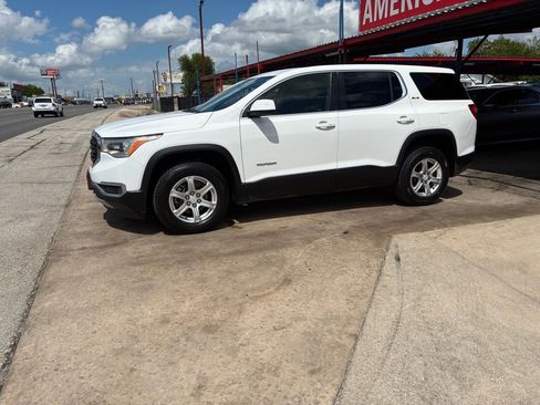 Used 2017 GMC Acadia SLE FWD image 18