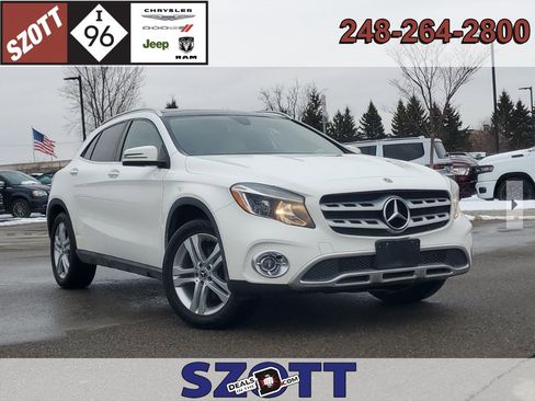 Used 2018 Mercedes-Benz GLA 250 4MATIC image 1