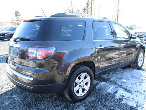 Used 2015 GMC Acadia SLE image 7