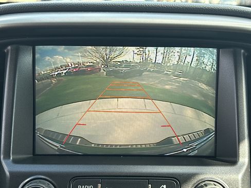 Used 2017 Chevrolet Colorado Z71 image 25