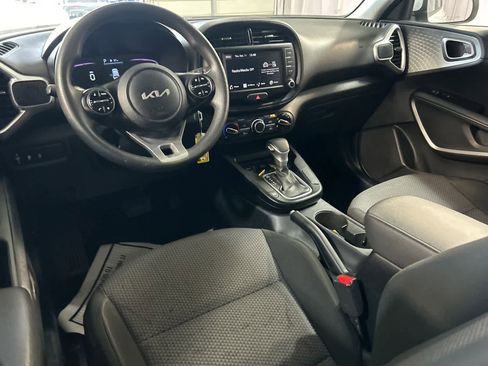 Used 2023 Kia Soul LX w/ Option Group 015 image 21