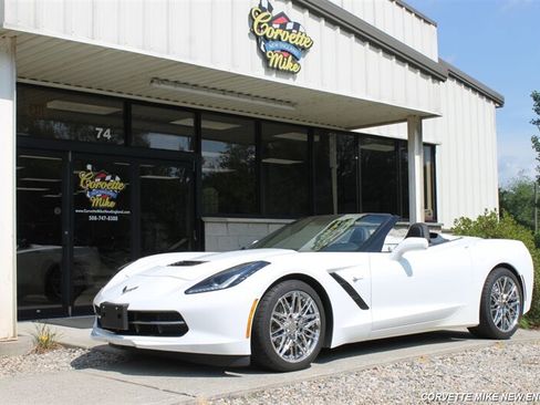 Used 2015 Chevrolet Corvette Stingray Convertible w/ 3LT Preferred Equipment Group RWD image 1