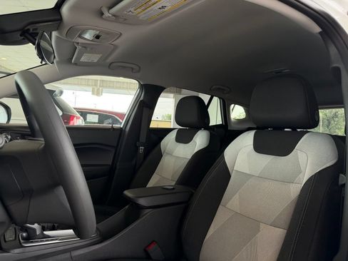 New 2026 Chevrolet Trax LS w/ LS Convenience Package FWD image 14