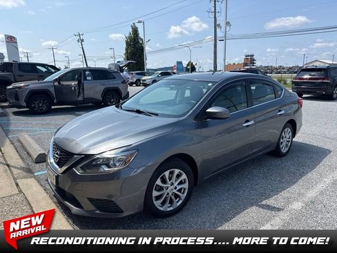 Used 2019 Nissan Sentra SV FWD image 1
