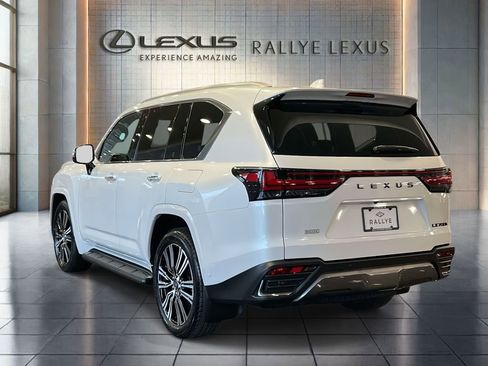 New 2026 Lexus LX 700h Luxury image 4
