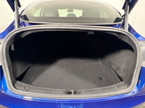 Used 2025 Tesla Model 3 Long Range RWD image 32