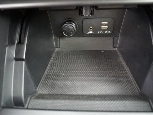 Used 2019 Subaru Outback 2.5i Limited AWD/4WD image 29