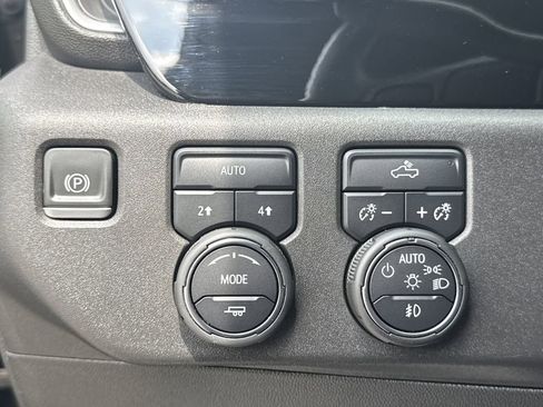 Used 2022 Chevrolet Silverado 1500 RST w/ Protection Package image 36