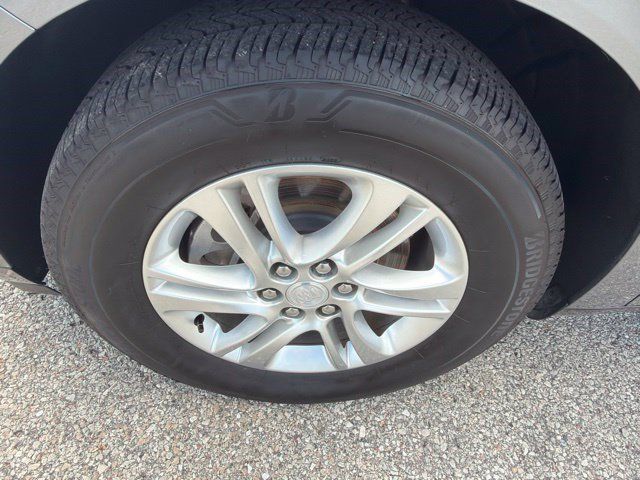 Used 2018 Buick Enclave Essence AWD/4WD image 10