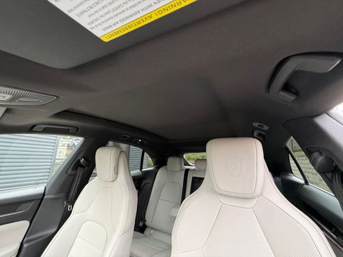 New 2025 Porsche Macan 4S Electric image 19