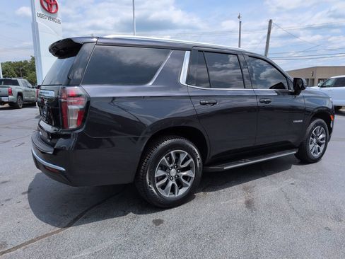 Used 2024 Chevrolet Tahoe LT w/ Luxury Package AWD/4WD image 5