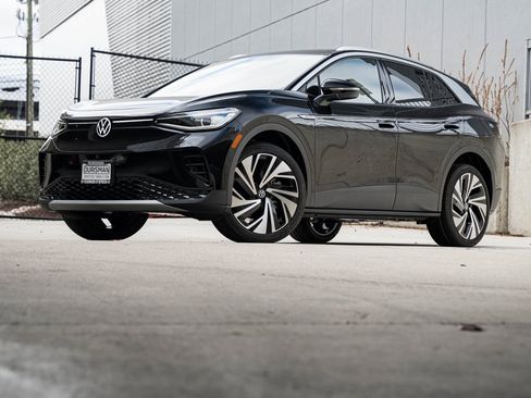 New 2025 Volkswagen ID.4 Pro S Plus image 1