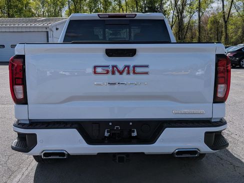 New 2026 GMC Sierra 1500 Elevation w/ Elevation Premium Package AWD/4WD image 9