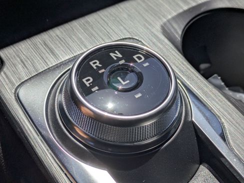 New 2025 Ford Escape ST-Line w/ Equipment Group 301A image 34