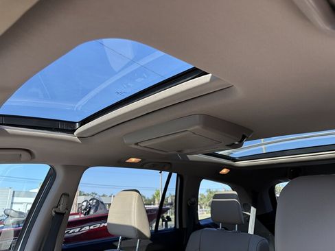 Used 2020 Honda Pilot Elite image 24